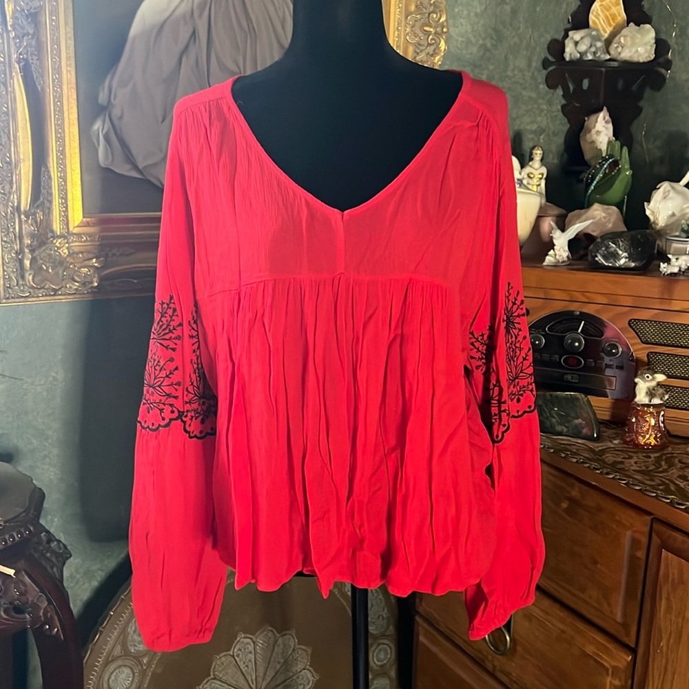 Mi Ami embroidered blouse